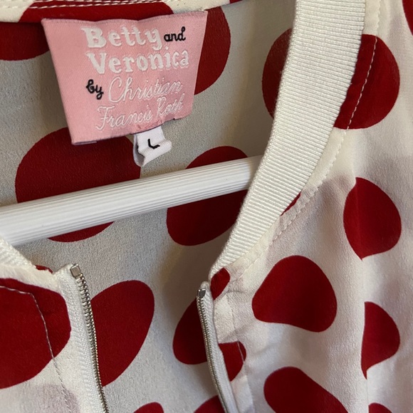 Dotty Silk Bomber Betty & Veronica Collection - Picture 3 of 6